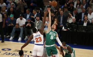 Rekordu "Celtics" debiutavęs Porzingis lemiamu metu švytėjo buvusios komandos teritorijoje